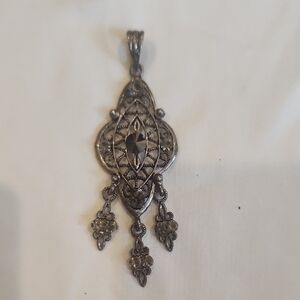 Elegant Antique Silver Pendant